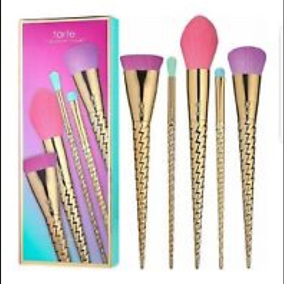 IN SEARCH OF TARTE LIMITED EDITION BRUSH SETS - Picture 6 of 8